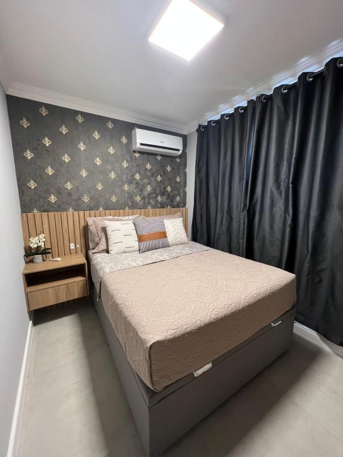 Apartamento Apto Centro, Reformado Com Churrasqueira!!