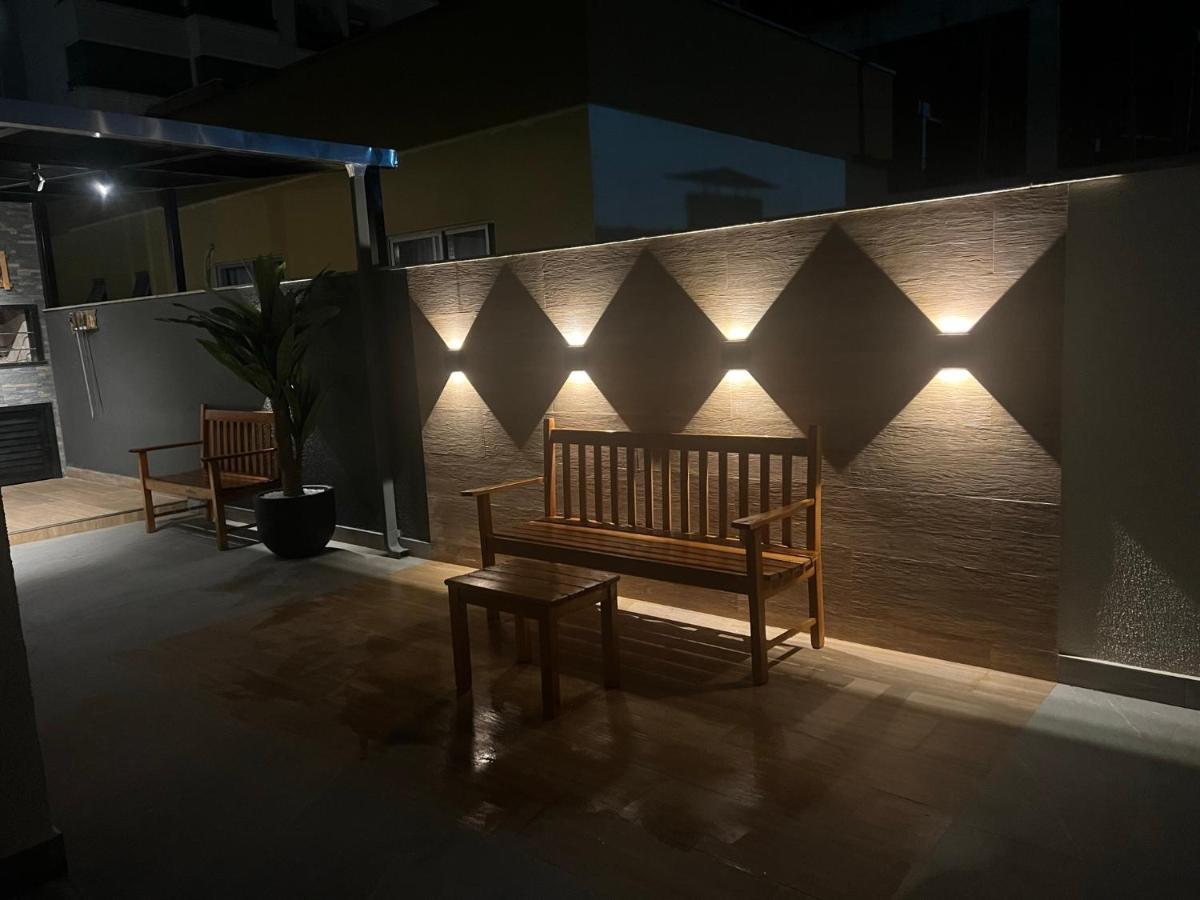 Apartamento Apto Centro, Reformado Com Churrasqueira!! *